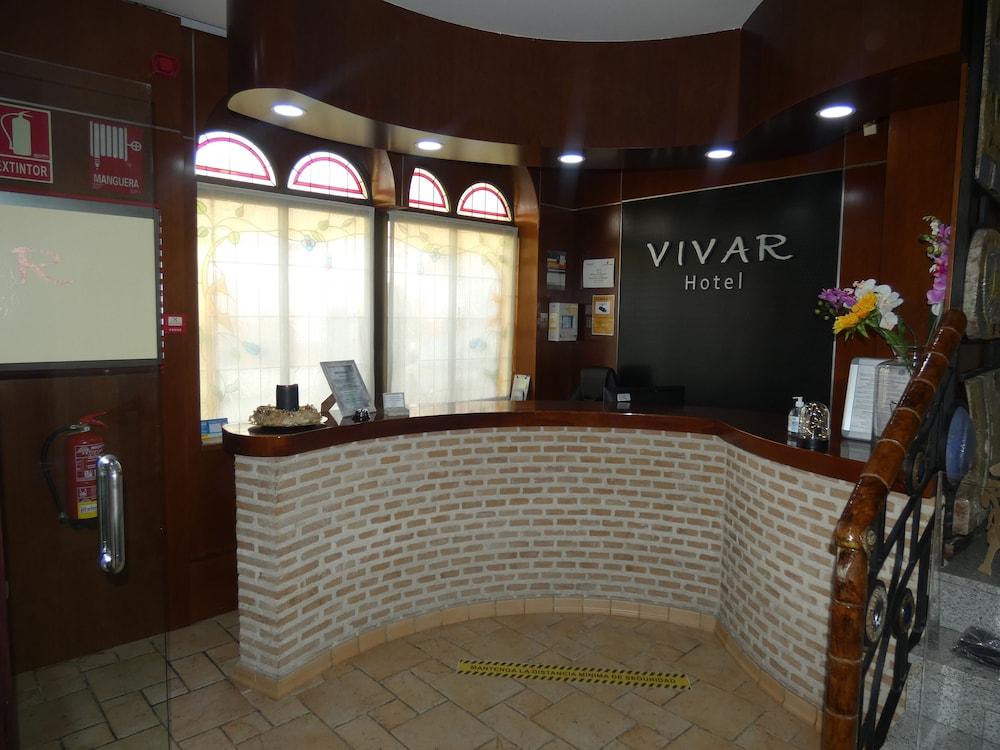 Hotel Vivar Grinon Ngoại thất bức ảnh